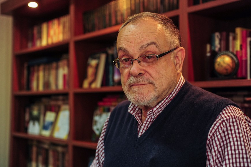 El reconocido escritor Mempo Giardinelli, presente en el FILSF.