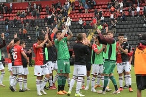 colon vs cadu Crédito: Manuel Fabatía.