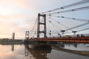 La semana cierra con calor en la capital santafesina. Crédito: Flavio Raina