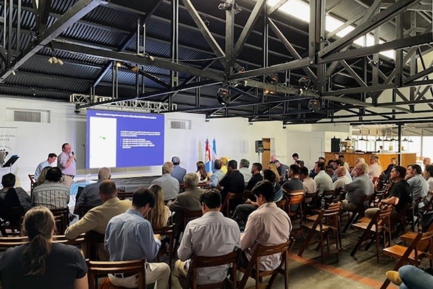 El encuentro reunió a especialistas, productores y autoridades provinciales y nacionales para abordar los principales desafíos sanitarios del sector.