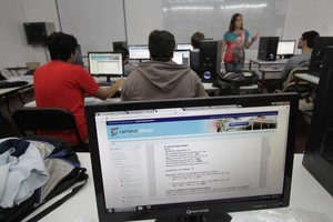 A lo largo de cuatro décadas, la carrera formó generaciones de profesionales que hoy lideran proyectos tecnológicos en la región y el mundo. Foto: El Litoral