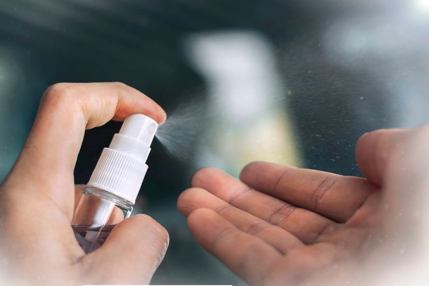 Una fórmula casera que limpia, desinfecta y ahorra dinero.