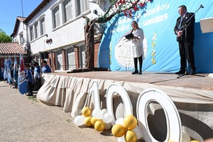 La directora María Fernanda Puebla destacó el compromiso diario de toda la comunidad educativa para formar estudiantes autónomos y responsables. Foto: Flavio Raina