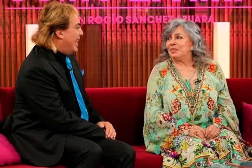 Verónica y su hijo mayor, Cristian Castro.