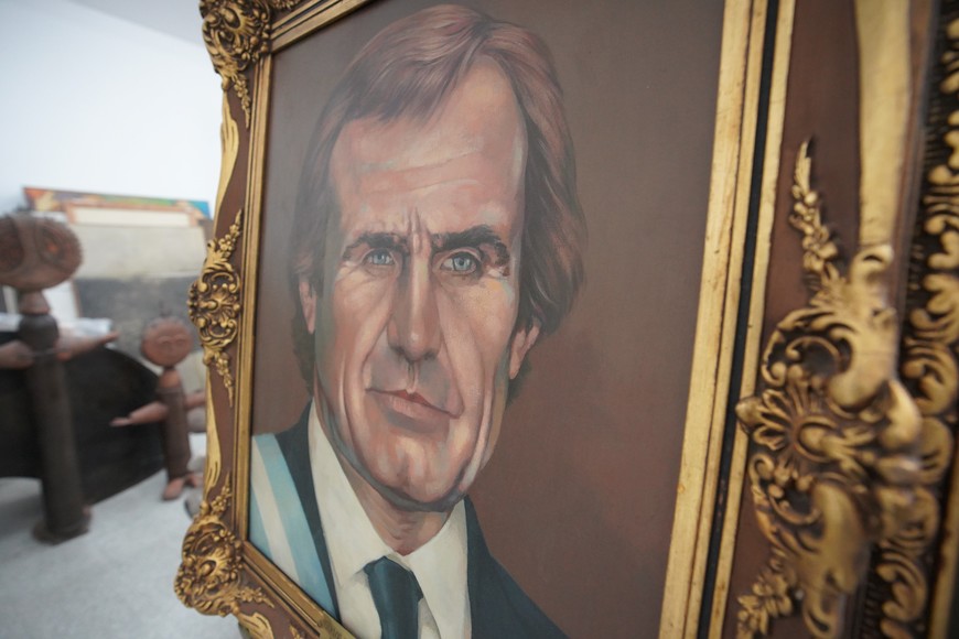 El dos veces gobernador, Carlos Reutemann retratado. Foto: Fernando Nicola.