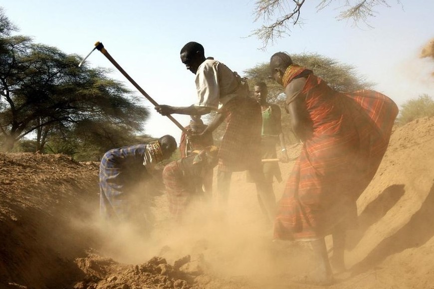Aunque están genéticamente adaptados al desierto, los gricultores turkana enfrentan desafíos ambientales.