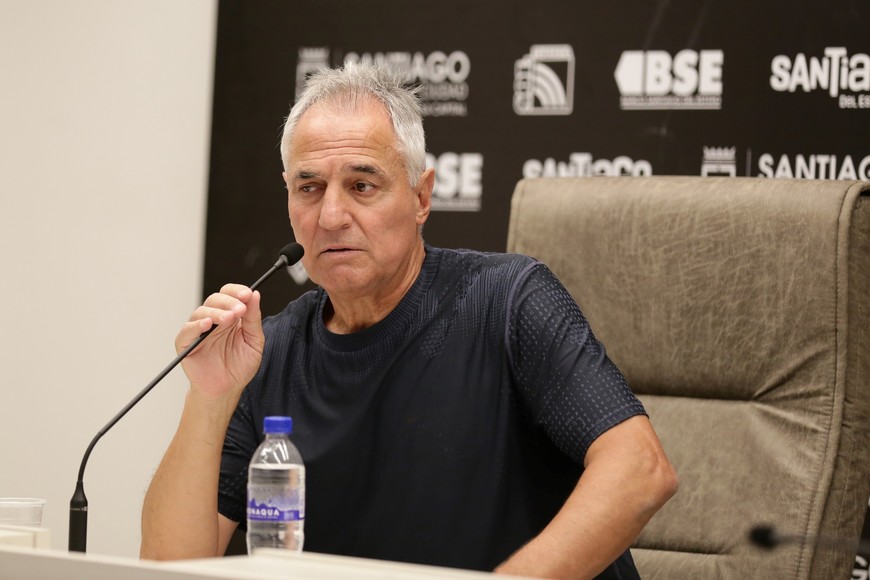 El técnico reconoció que el equipo atraviesa un momento complicado y busca respuestas. Crédito: Joaquín Camiletti.