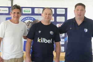 Eduardo Morán, César Rodríguez y Lucas Yori. Dirigentes del club colegial que encabezan el evento. Crédito: Flavio Raina.