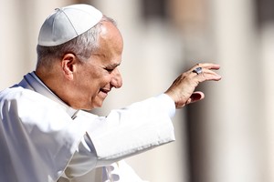 Pope Leo XIV gestures, on the day he greets pilgrims from the Dioceses of Tuscany, in Saint Peter square at the Vatican, October 11, 2025. REUTERS/Matteo Minnella
