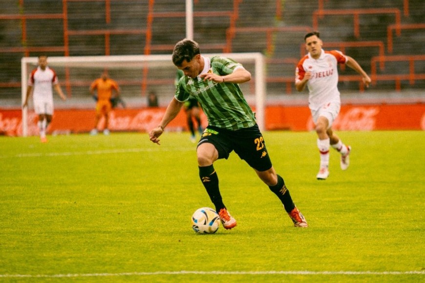 Aldosivi vs Huracán. Foto: @clubaldosivi