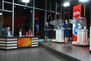 Sorteo Quini 6. Foto: Manuel Fabatía