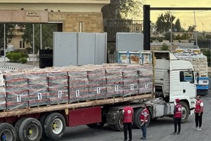 Cientos de camiones con ayuda humanitaria ingresan a Gaza.  Foto: Gentileza