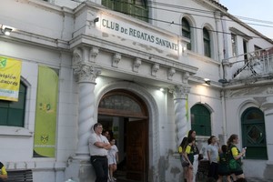 La primera Maratón Lagunera tiene punto de partida en el Club Regatas Santa Fe. Foto: Manuel Fabatia