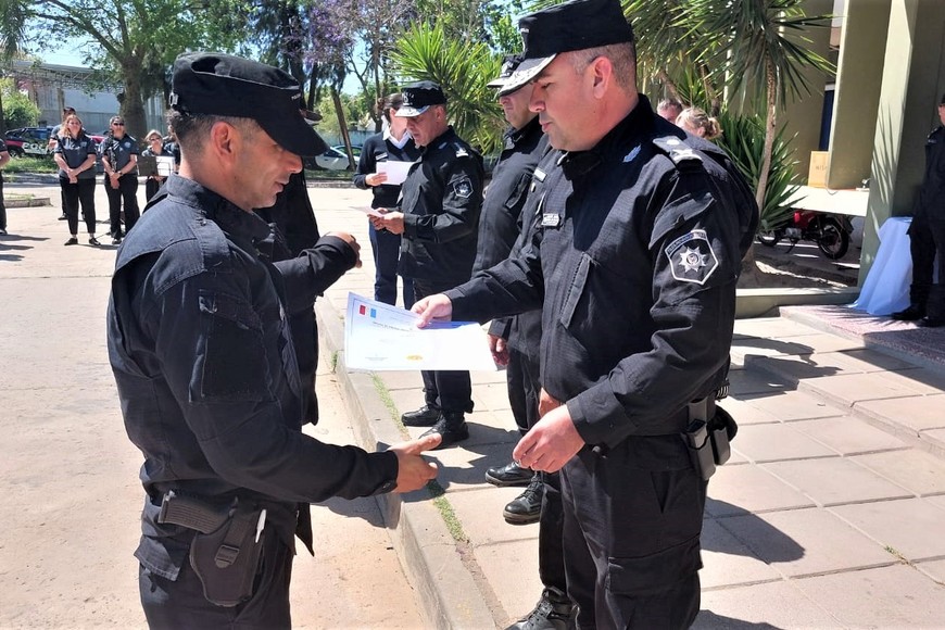 El Jefe de la Unidad Regional XIX, Eduardo Arias, resaltó “el permanente acompañamiento de la Jefatura Provincial y del Ministerio de Seguridad"