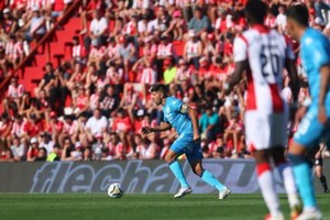Instituto vs Atlético Tucumán. Fotos: @ATOficial