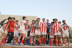 Unión de Santa Fe, y un título más. Crédito: Manuel Fabatía