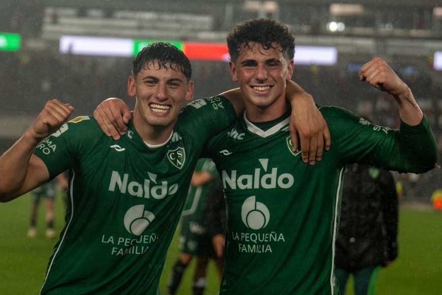 El festejo del Bicho Verde en el Monumental. Crédito: Prensa Sarmiento