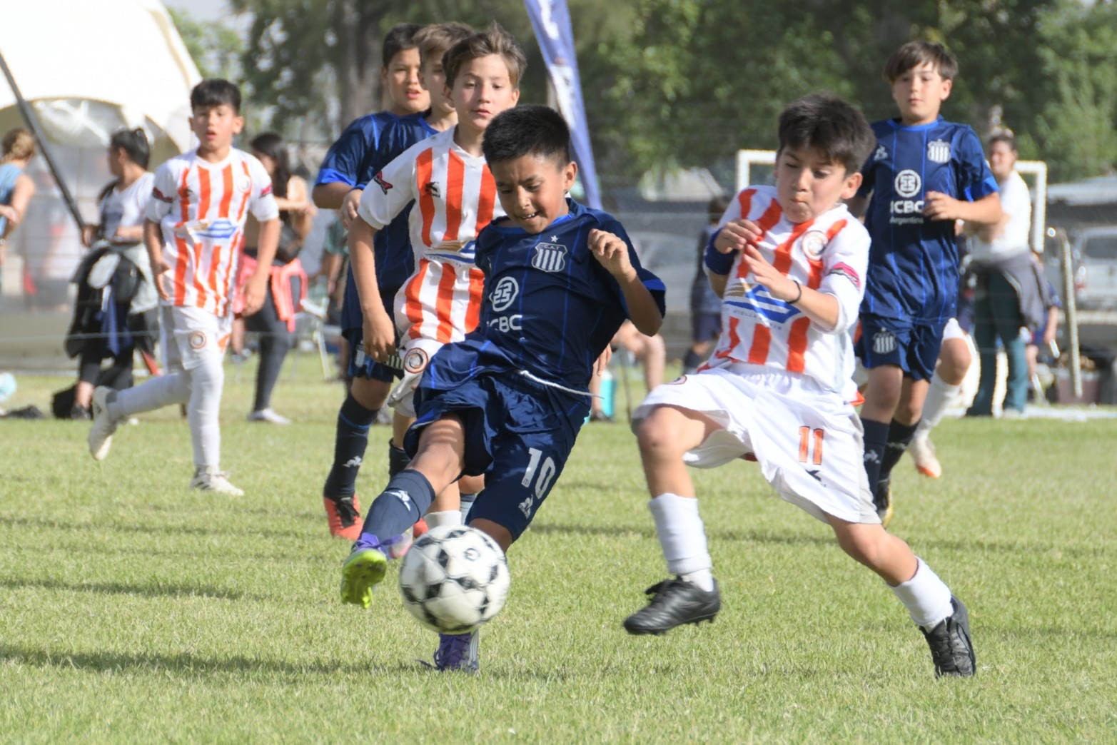 Fútbol, alegría y sueños cumplidos en Cabaña Leiva