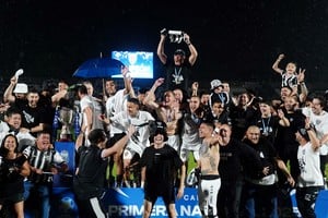 El festejo de los mendocinos por el ascenso a Primera