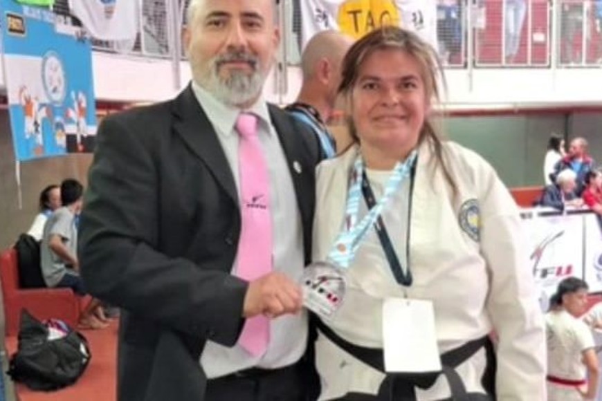 Carla también aprovechó para agradecer “todo el apoyo recibido de tantos lugares y mucha gente que puso su granito de arena para que yo pueda llegar hasta aquí y tener la satisfacción de estar en el podio mundial”.