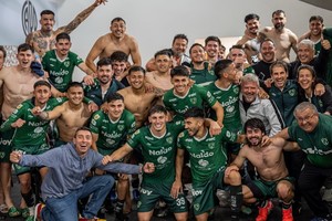 El festejo del Bicho Verde en el Monumental. Crédito: Prensa Sarmiento