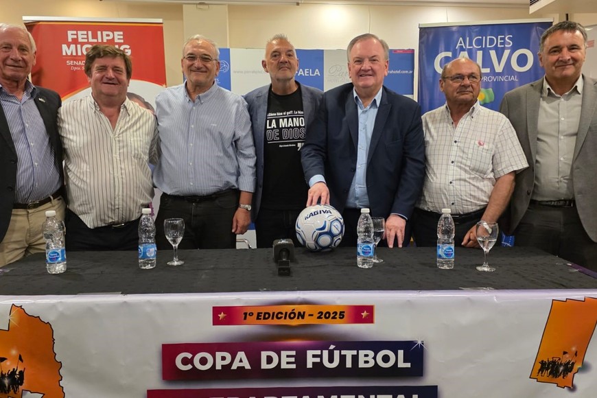 Se presentó la copa Bi Departamental.