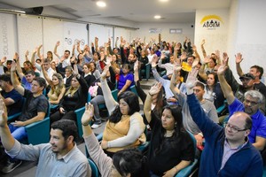 El encuentro tuvo como objetivo principal preparar las bases de la discusión salarial para el último trimestre del año.