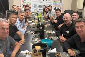 Leonardo Carol Madelón compartió su experiencia como entrenador durante la primera jornada del ciclo “Fútbol y un poco más”.