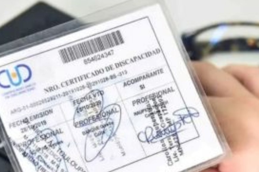 La prórroga automática aplica tanto para los CUD en formato físico como digital.