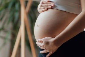 Maldivas eliminó la transmisión maternoinfantil (madre a hijo) del VIH, la sífilis y la hepatitis B.