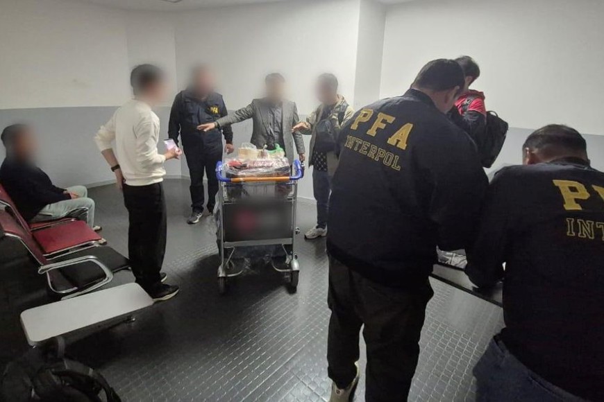 Durante los procedimientos se secuestraron elementos de gran importancia para la investigación. Foto: El Litoral