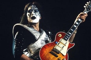 Frehley fue cofundador de Kiss, con Gene Simmons, Paul Stanley y Peter Criss.