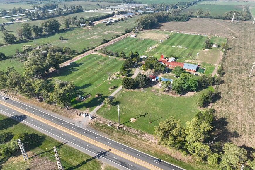 El predio Casasol solo sirve para los entrenamientos de primera y reserva, más la concentración. Pero hoy se hace necesario adquirirlo porque sus dueños pretenden venderlo. Crédito Fernando Nicola