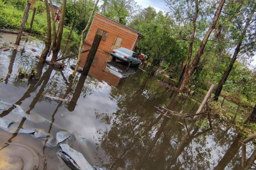 Ituzaingó fue una de las primeras localidades en sufrir las inundaciones.