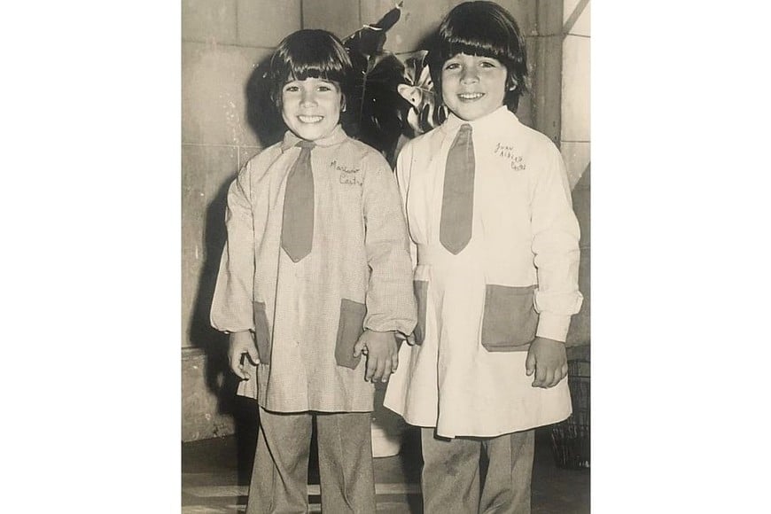 Juan y Mariano eran gemelos.