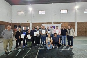 Las instituciones beneficiadas son el Club 8 de Octubre de la ciudad de San Justo, Sportivo Videla, de Videla, Juventud Unida de Vera y Pintado y Club Boca Juniors de La Camila, según dio a conocer esta mañana el Senador Provincial Rodrigo Borla.