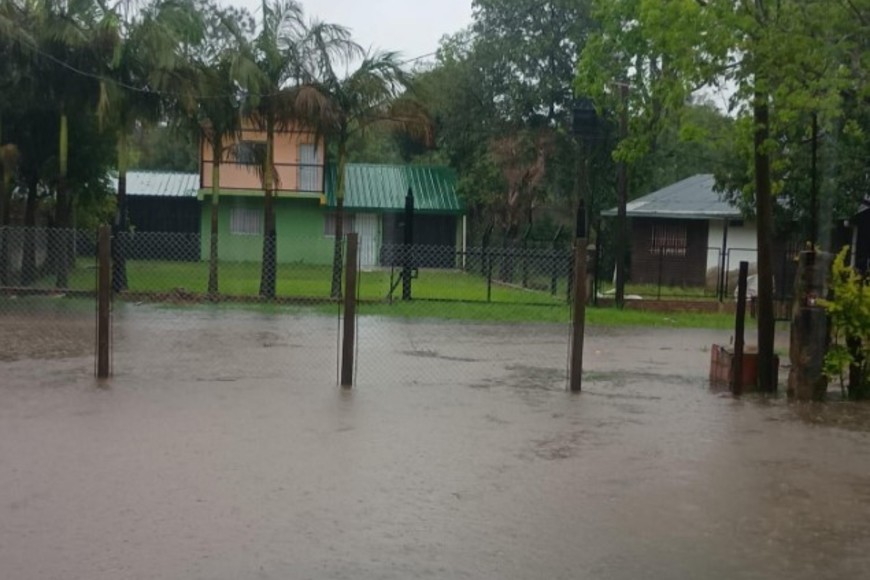 Ituzaingó fue una de las primeras localidades en sufrir las inundaciones.