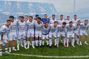La “Crema” jugará la gran final por el ascenso a la Primera Nacional. Créditos: Gustavo Conti