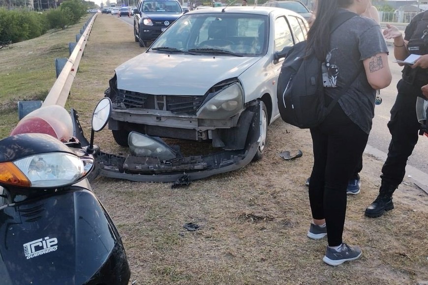 El peatón atropellado fue trasladado al hospital Cullen. Foto: Gentileza