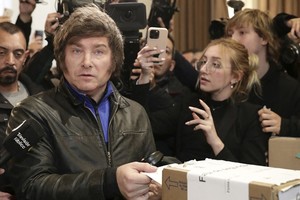 Javier Milei en 2023, durante las últimas elecciones en las que eligió legisladores nacionales.