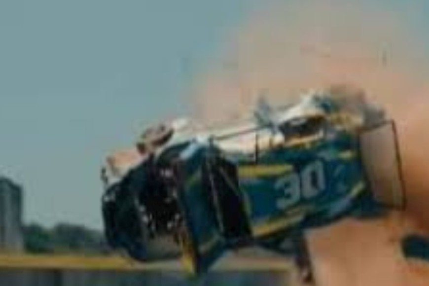 El piloto fue trasladado al Hospital de Santa Rosa