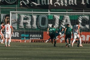 San Martín de San Juan vs Independiente. Fotos: @CASanMartinSJ