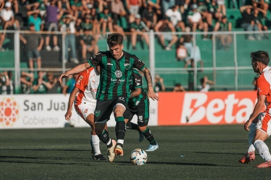 San Martín de San Juan vs Independiente. Fotos: @CASanMartinSJ