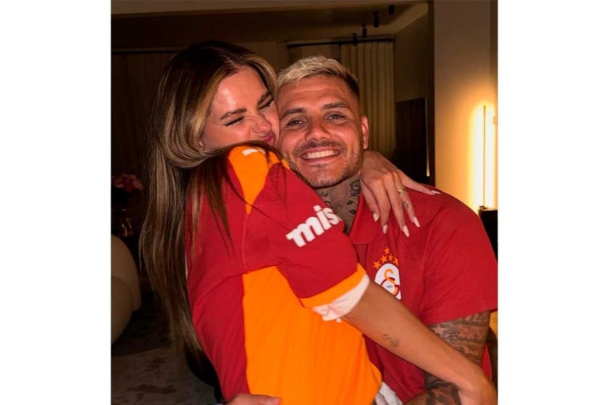 Pegada a Icardi, la China lo siguió hasta Turquía.