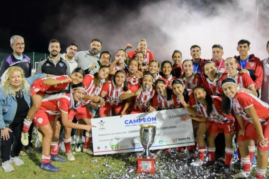 El equipo femenino tatengue venció a Belgrano de Paraná  Gentileza Prensa Unión