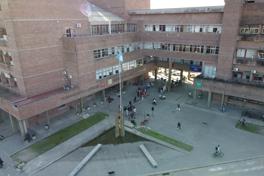 La Facultad de Arquitectura celebra 40 años de trayectoria académica. Crédito: Luis Cetraro.