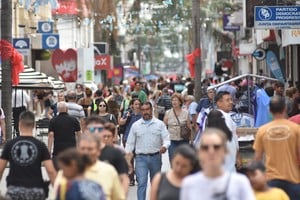 Los santafesinos, entre la angustia, la bronca y las expectativas. Crédito: Archivo Flavio Raina