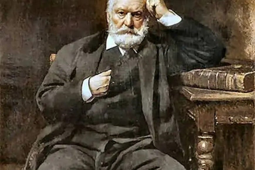 Víctor Marie Hugo (1802-1885). Poeta, dramaturgo y novelista romántico francés, considerado como uno de los más importantes en lengua francesa. "Los brazos de una madre están hechos de ternura y los niños duermen profundamente en ellos", supo decir.