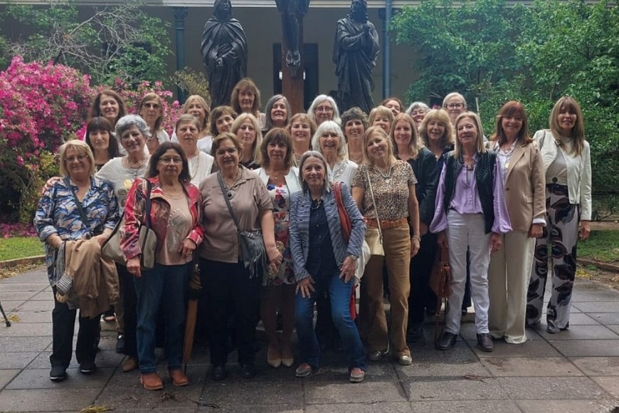 La fuerza del vínculo Calvariano se refleja en cada abrazo y sonrisa compartida.