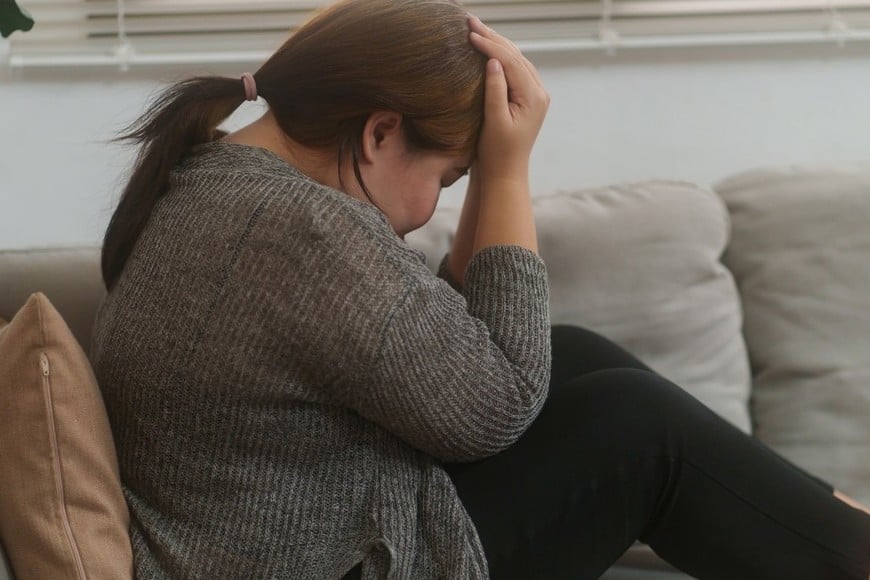 Cuando el estrés crónico altera el equilibrio hormonal y cerebral, sus efectos se extienden por todo el organismo.